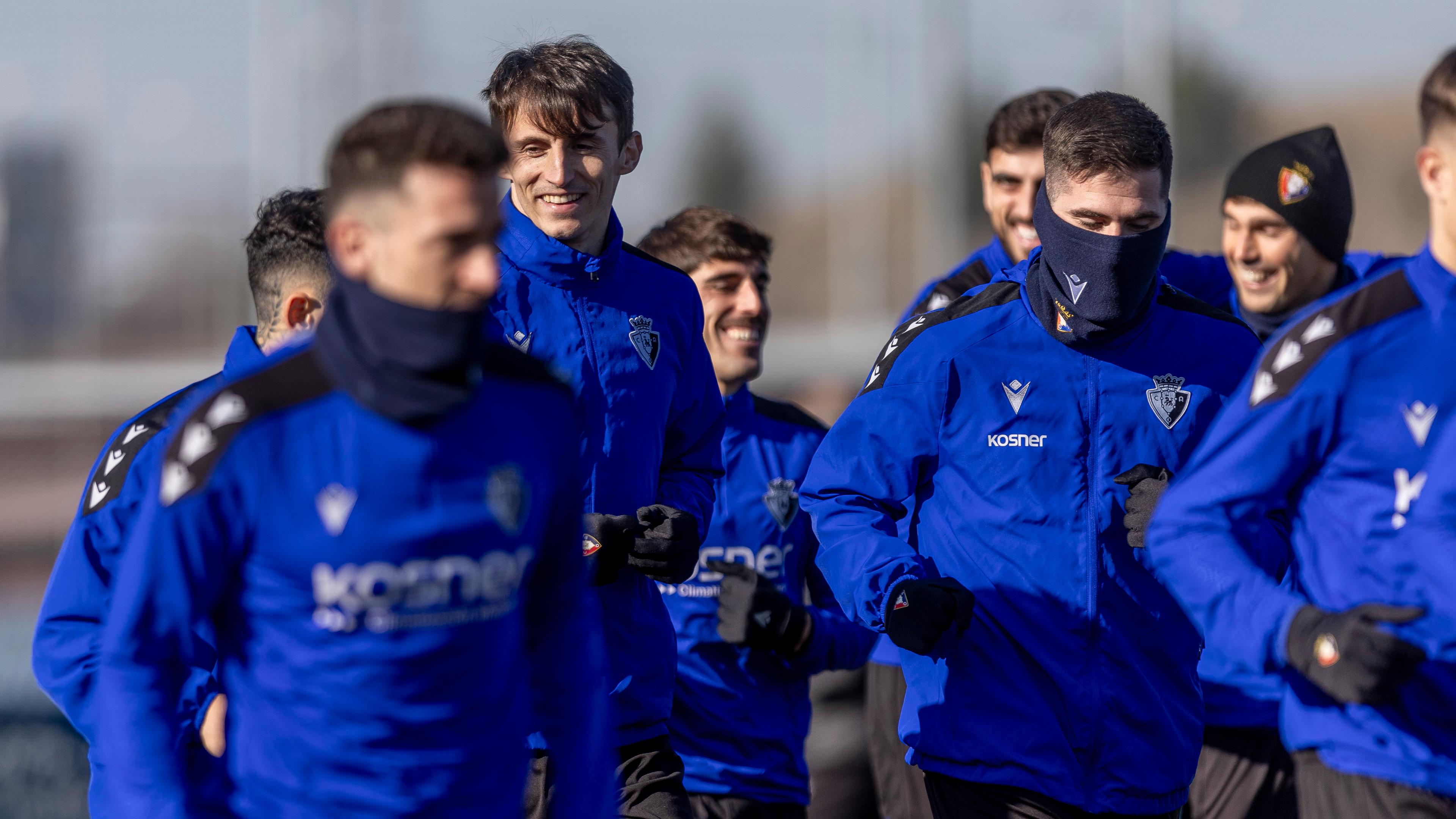 Osasuna se ejercita en Tajonar tras la victoria de ayer en San Mamés