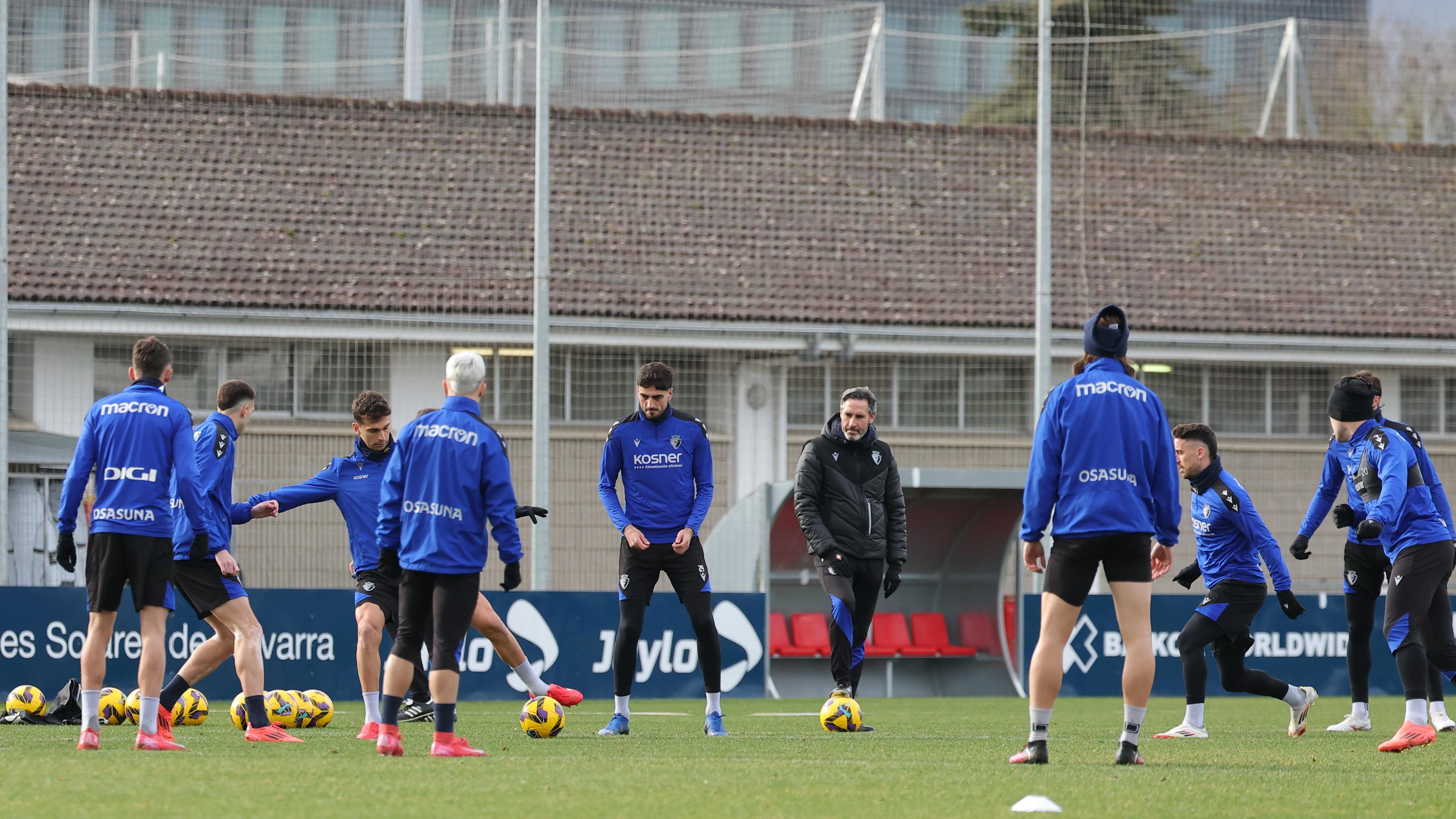 Osasuna cita a 23 futbolistas para el encuentro ante la Real Sociedad