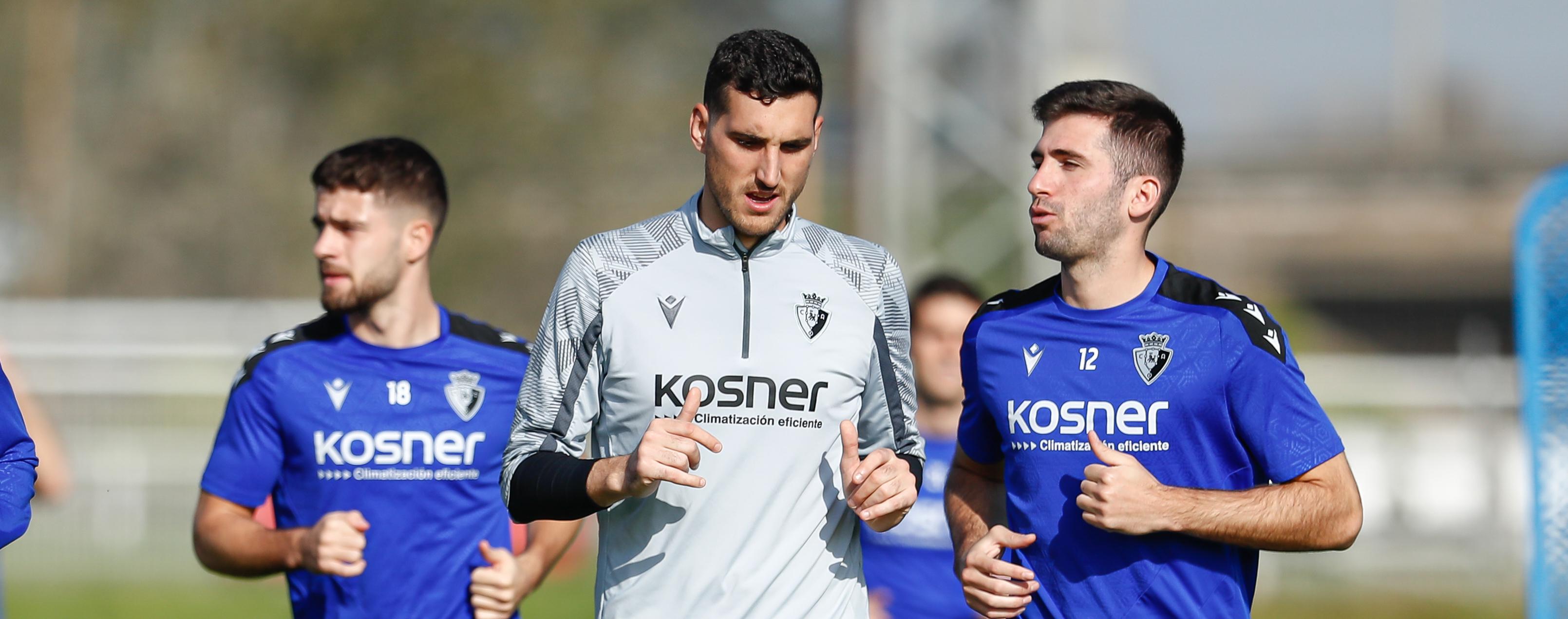 Osasuna vuelve al trabajo tras sumar un punto en el Ramón Sánchez-Pizjuán