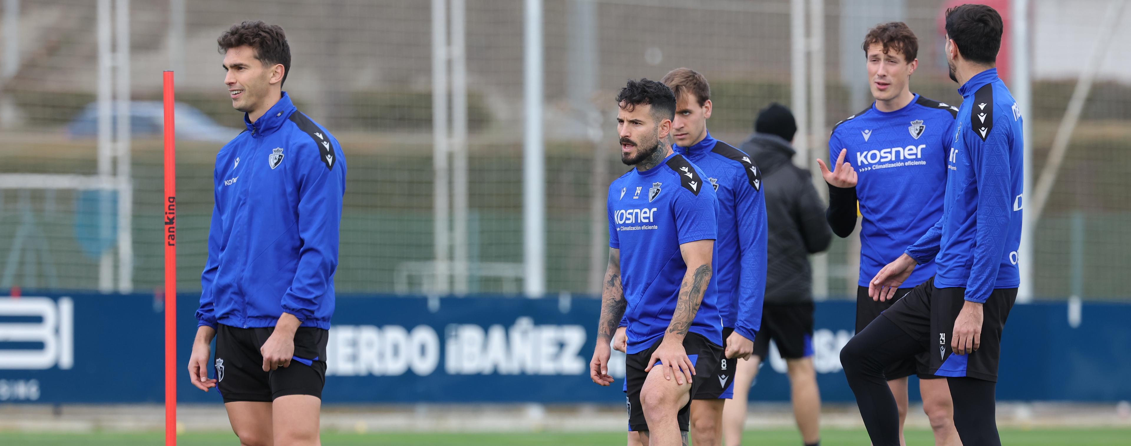 Osasuna avanza en la preparación del partido ante el Valencia