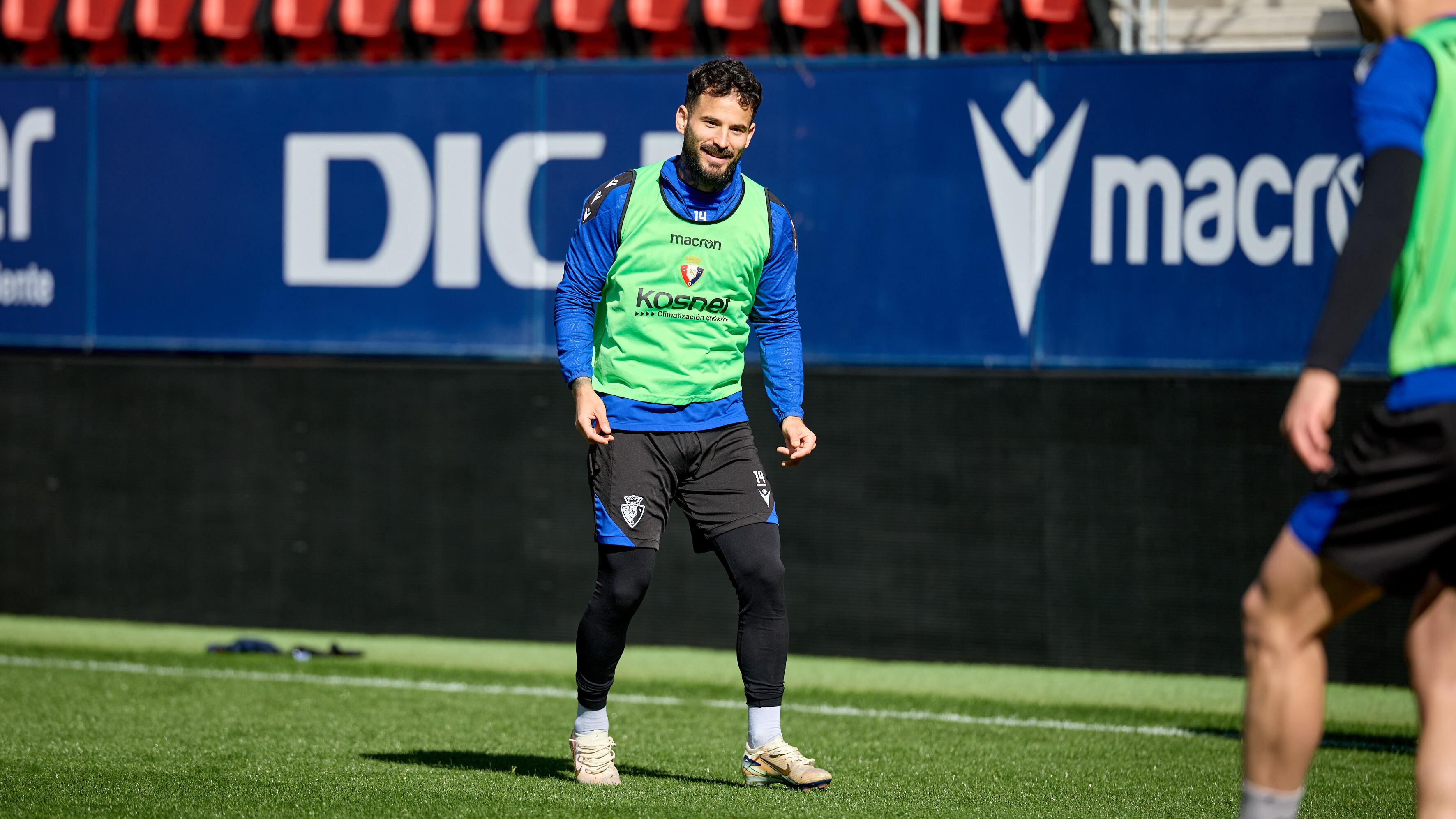 Osasuna se ejercita a puerta cerrada en El Sadar a dos días de recibir al Getafe