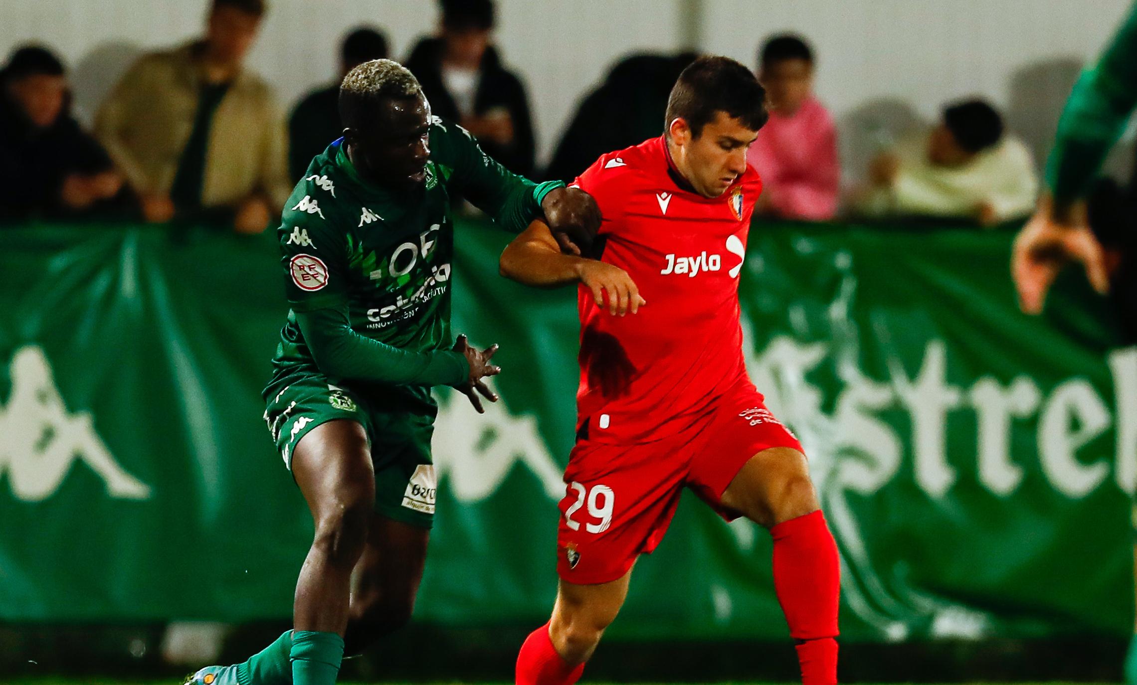 Osasuna Promesas suma un punto muy meritorio en el Estadio de Espiñedo (1-1)