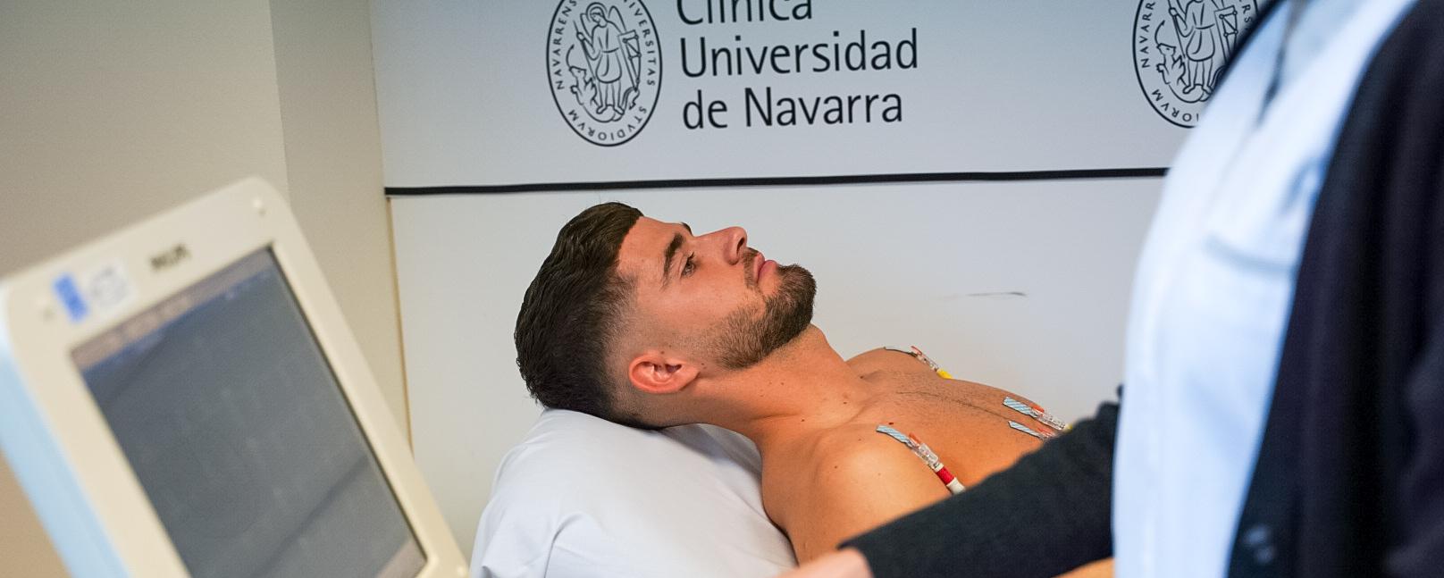 Segundo día de pruebas médicas en la Clínica Universidad de Navarra